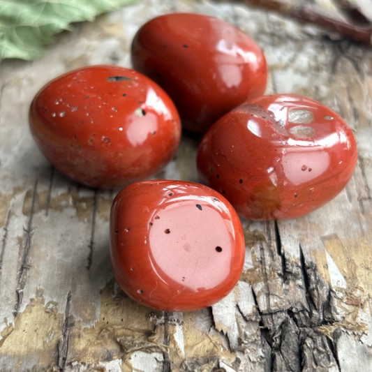 Piedra de cristal pulido de jaspe rojo
