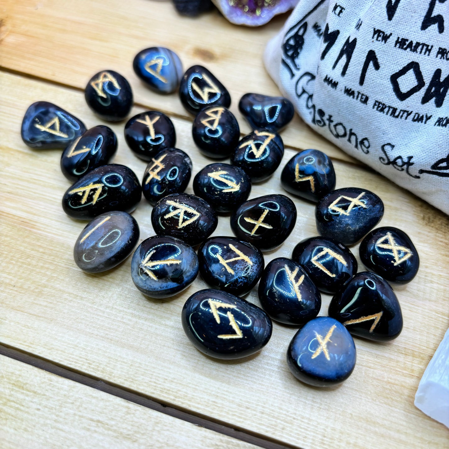 Black Onyx - Set of Runes With Pouch