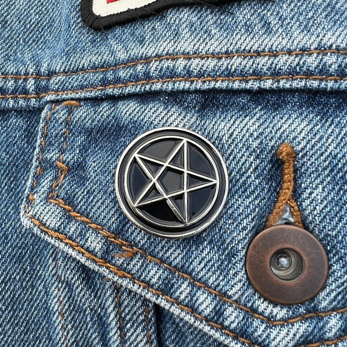 Black Pentagram Circle Enamel Pin | Disappear Here