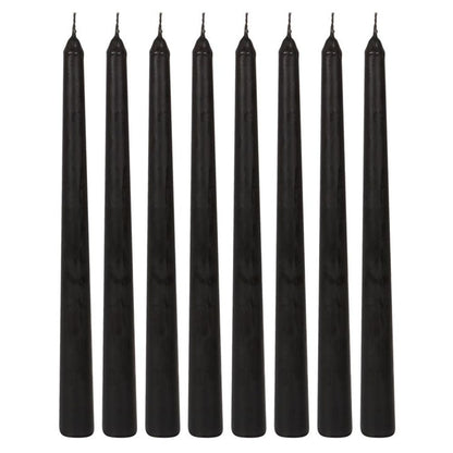 From candlelit dinners to eerie mood lighting, this set of Vampire Blood taper candles will entrance guests with their eye-catching, bleeding wax effect